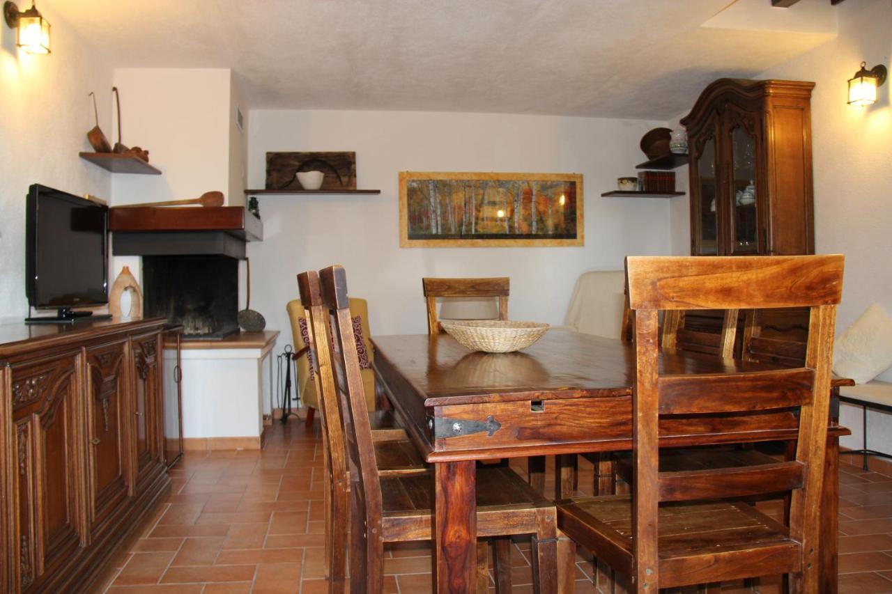 Il Pagliarello Di Villa San Giovanni San Demetrio ne' Vestini Luaran gambar